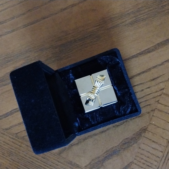 Classe Small Gift Box Clock with Picture Frame in a Black Lined Gift Box - Picture 9 of 10